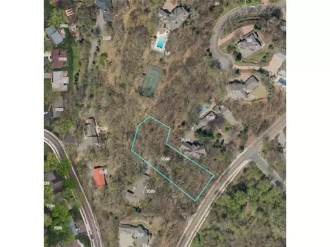 7106 Valley View Rd, Edina, MN 55439