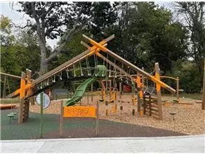 2180 Eustis St, Roseville, MN 55113