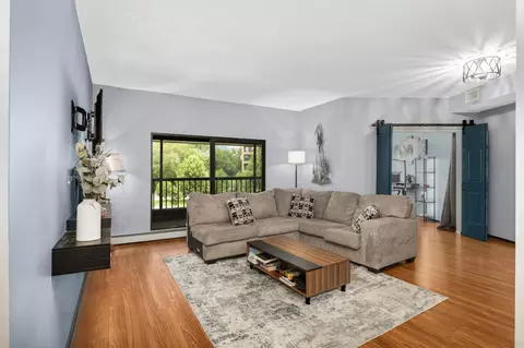 2265 Youngman Ave #207E, Saint Paul, MN 55116