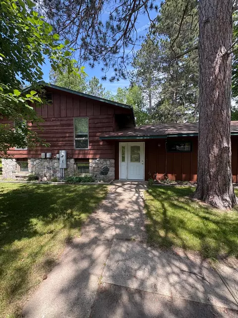 20542 Wendigo Park Rd, Grand Rapids, MN 55744