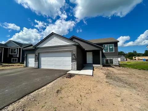 6706 376th St, North Branch, MN 55056