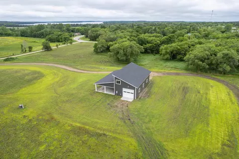 41565 Thunder Rd, Clitherall, MN 56524