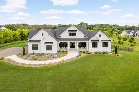 9034 Whisper Creek Trl, Greenfield, MN 55373