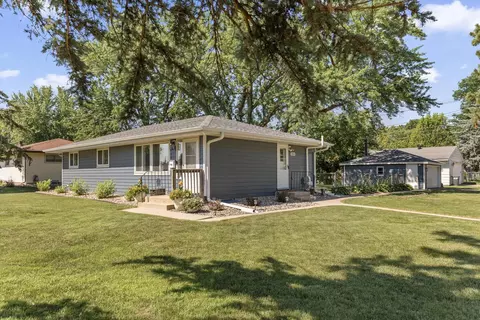 8800 Irving Ave S, Bloomington, MN 55431