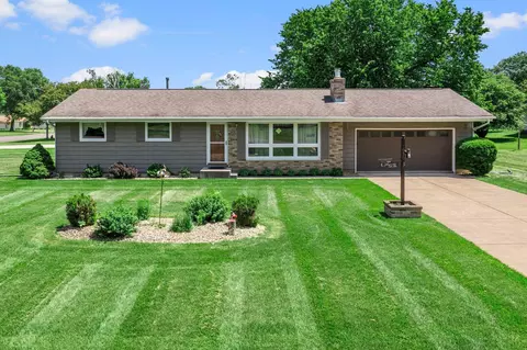 1050 10th Ave, Cumberland, WI 54829