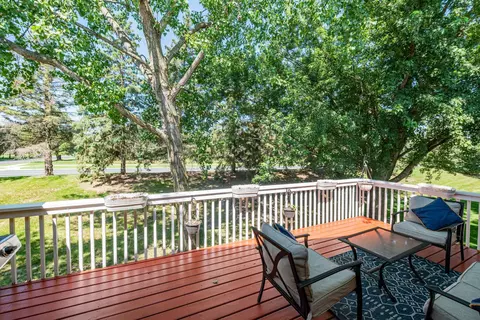 4699 Ridge Cliff Dr, Eagan, MN 55122 photo 37