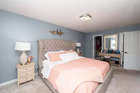 4699 Ridge Cliff Dr, Eagan, MN 55122 photo 22