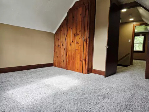 Bedroom - 1204 10th St NE, Austin, MN 55912 photo 4 of 4