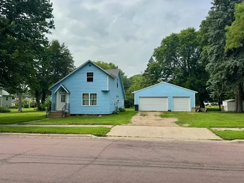 2442 Ironwood Ave, Slayton, MN 56172