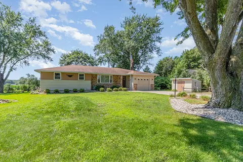 700 Main St W, New Prague, MN 56071