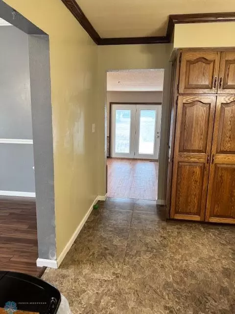 Entry Way - 214 7th St, Hatton, ND 58240 photo 3 of 7