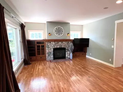 1504 4th St NE, Willmar, MN 56201 photo 5