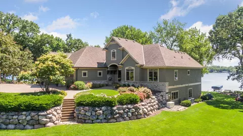 12795 Ozark Trl N, Stillwater, MN 55082