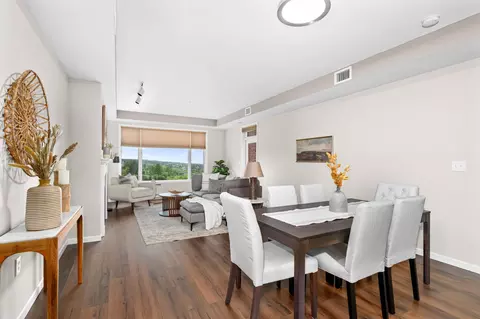 Dining - 1126 Mesaba Ave #118, Duluth, MN 55811 photo 1 of 1