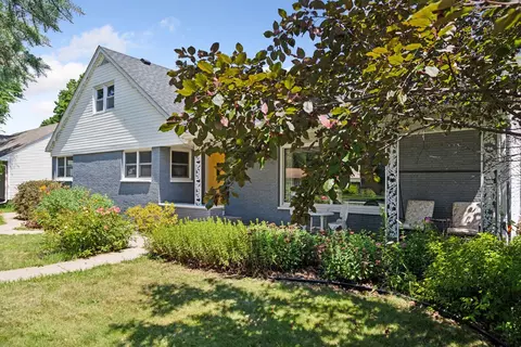 311 Lincoln Ave N, New Prague, MN 56071