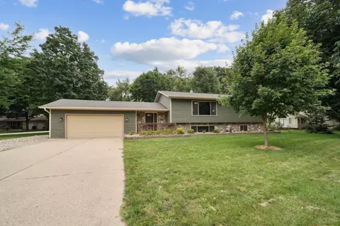 230 Hi Mae Cir, Lester Prairie, MN 55354