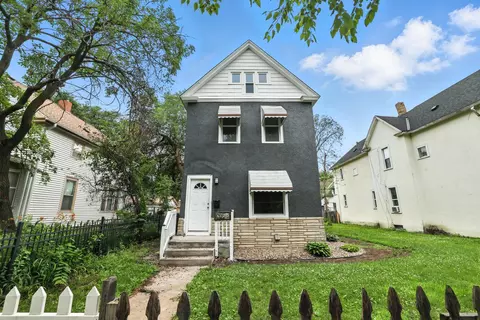 3325 5th Ave S, Minneapolis, MN 55408