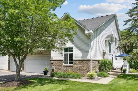 13708 Anderson Lakes Pkwy, Eden Prairie, MN 55344