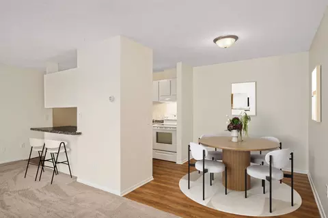 Dining - 4130 Rahn Rd #310, Eagan, MN 55122 photo 1 of 1