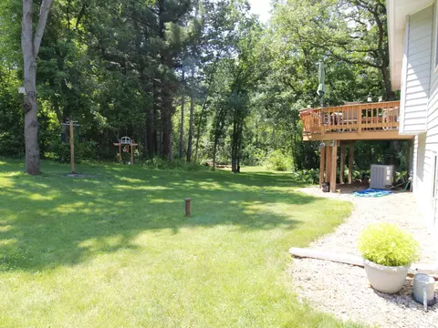 Exterior - 237 Plainview Dr, River Falls, WI 54022 photo 6 of 8