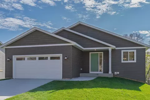 2414 15 St SE, Rochester, MN 55904