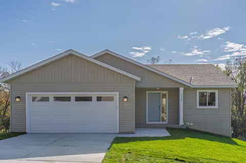 2420 15 St SE, Rochester, MN 55904