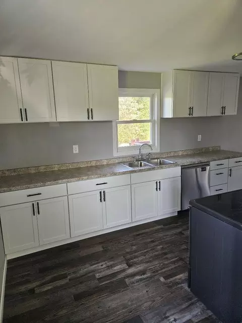 Kitchen - 16687 110th Ave, Milaca, MN 56353 photo 3 of 3