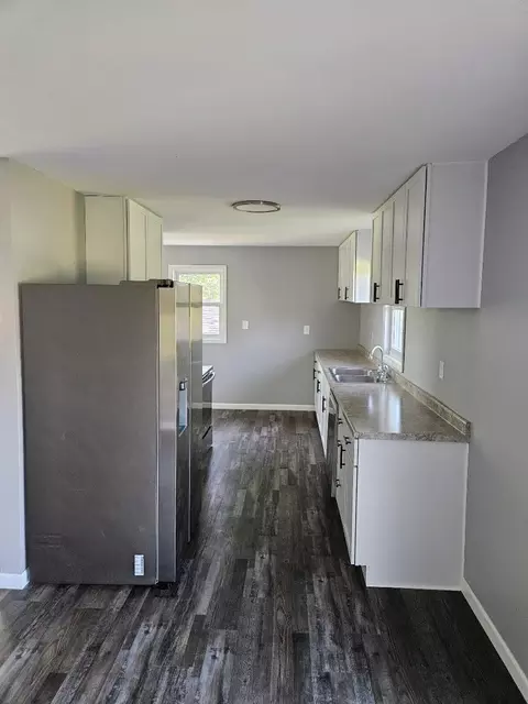 Kitchen - 16687 110th Ave, Milaca, MN 56353 photo 2 of 3