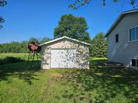 Exterior - 16687 110th Ave, Milaca, MN 56353 photo 5 of 7