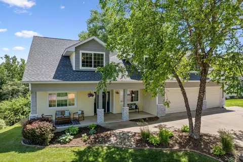 271 E Garvin Heights Rd, Winona, MN 55987