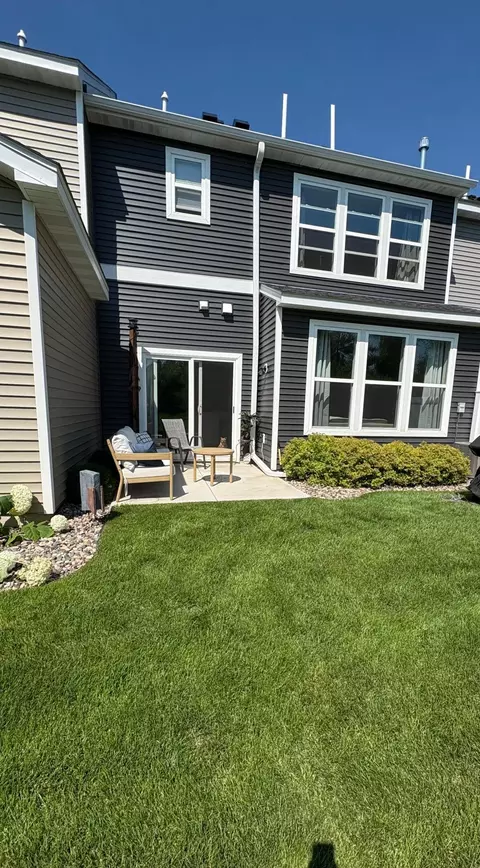 4884 Avery Ct, Eagan, MN 55123 photo 35