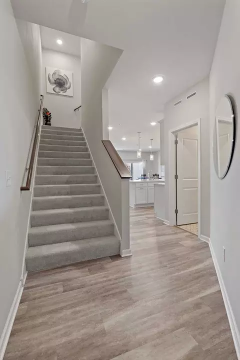 4884 Avery Ct, Eagan, MN 55123 photo 15