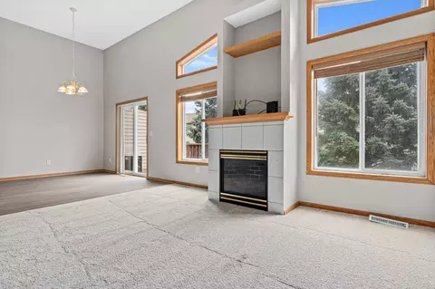 1112 Pine St, Farmington, MN 55024