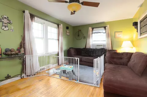 Living - 817 6th Ave NE, Brainerd, MN 56401 photo 1 of 1