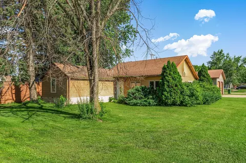 302 3rd Ave N, Bowlus, MN 56314