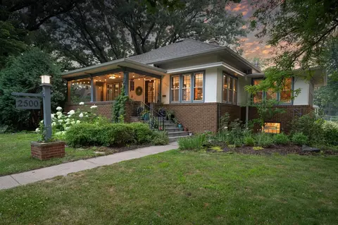 2500 Seabury Ave, Minneapolis, MN 55406