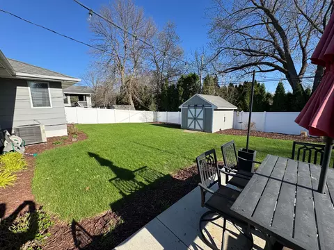 322 Glenn Rd, Albert Lea, MN 56007 photo 11