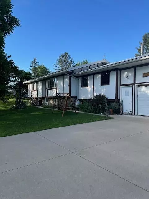 670 23rd Ave NE, Sauk Rapids, MN 56379