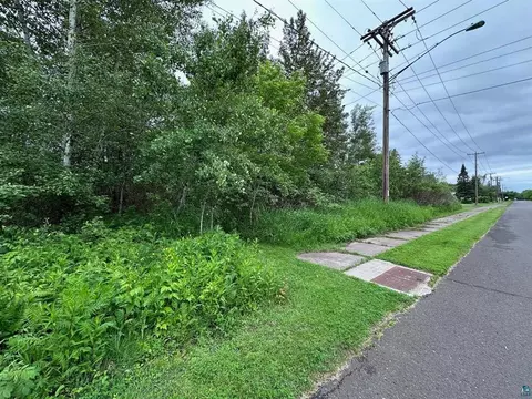 3938 E 5th St, Superior, WI 54880 photo 5