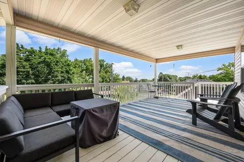 54 Belvidere St E, Saint Paul, MN 55107