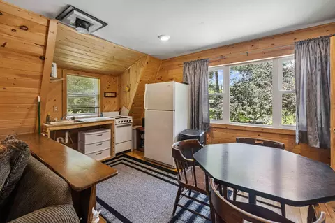 Dining - 4745 Patterson Trl, Brainerd, MN 56401 photo 3 of 4