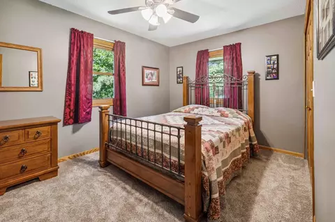 Bedroom - 4745 Patterson Trl, Brainerd, MN 56401 photo 6 of 7