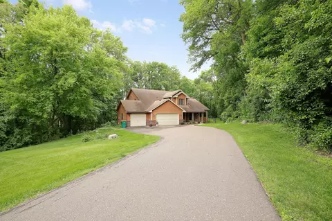 655 Trails End Rd, Minnetrista, MN 55364