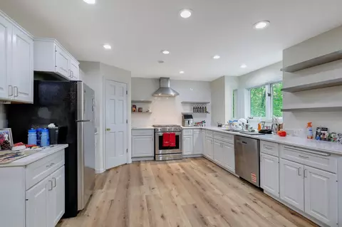 Kitchen - 655 Trails End Rd, Mound, MN 55364 photo 1 of 3