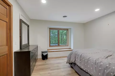 Bedroom - 655 Trails End Rd, Mound, MN 55364 photo 3 of 6