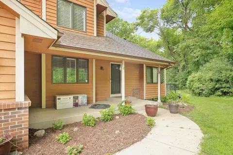 Exterior - 655 Trails End Rd, Mound, MN 55364 photo 3 of 4