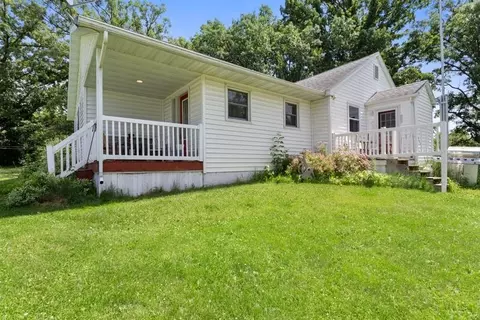 Exterior - 322 Central Ave N, Eagle Bend, MN 56446 photo 3 of 11