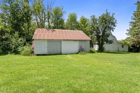 Exterior - 322 Central Ave N, Eagle Bend, MN 56446 photo 6 of 11