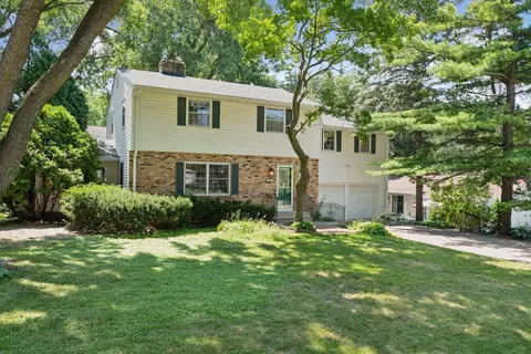 5613 Warden Ave, Edina, MN 55436