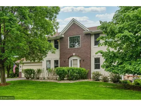 7098 Wellington Ln N, Maple Grove, MN 55369